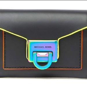 **ISO Michael Kors Manhattan Contrast Trim Wallet ISO**